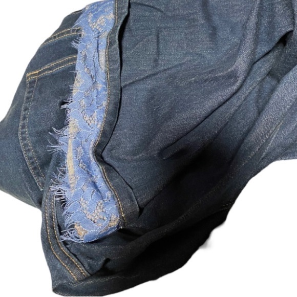 Logo by Lori Goldstein Jeans - Picture 5 of 5